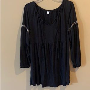 Black maternity blouse